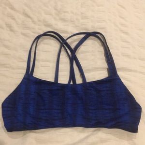 Cheaper on 🅿️🅿️!! Jolyn frendricks top size M